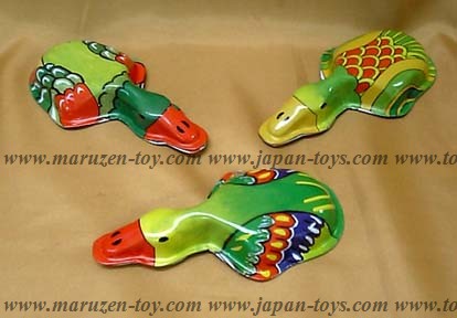 Tin Duck Flicker Toy -Made in Japan-